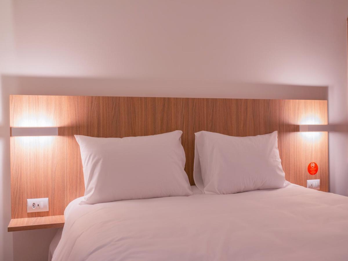 Hotel Moov Порту Алегри Екстериор снимка