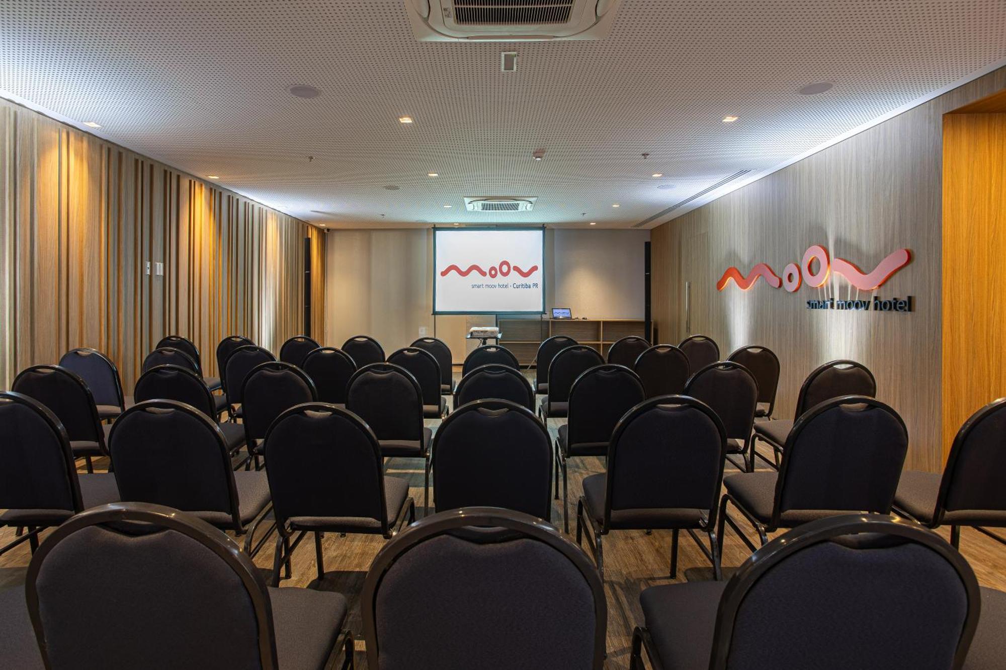 Hotel Moov Порту Алегри Екстериор снимка