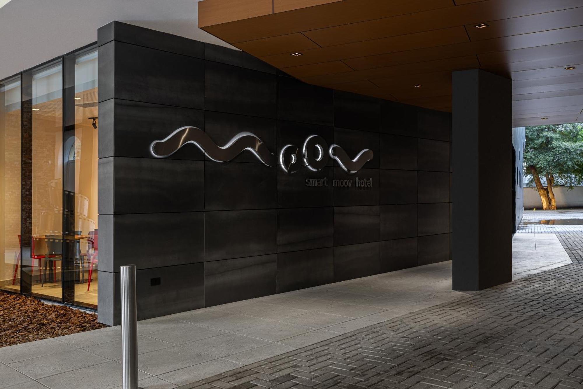 Hotel Moov Порту Алегри Екстериор снимка